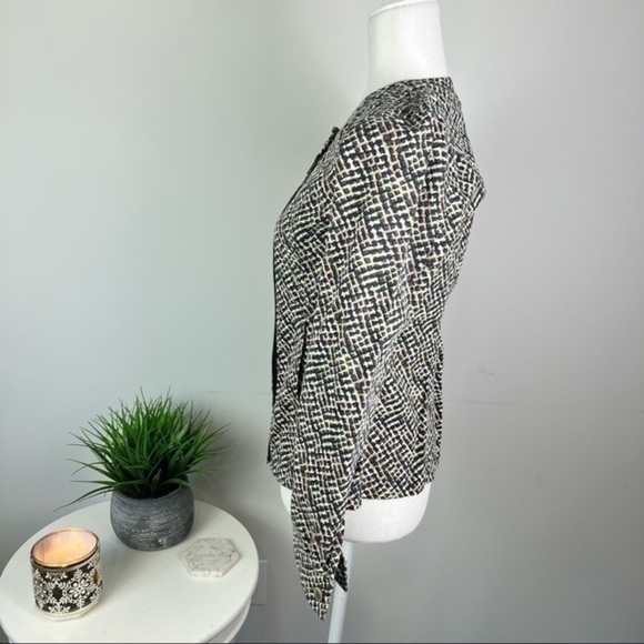 Cabi  jacket womens multicolor geometric print asymmetrical zip up size XS - Picture 4 of 9